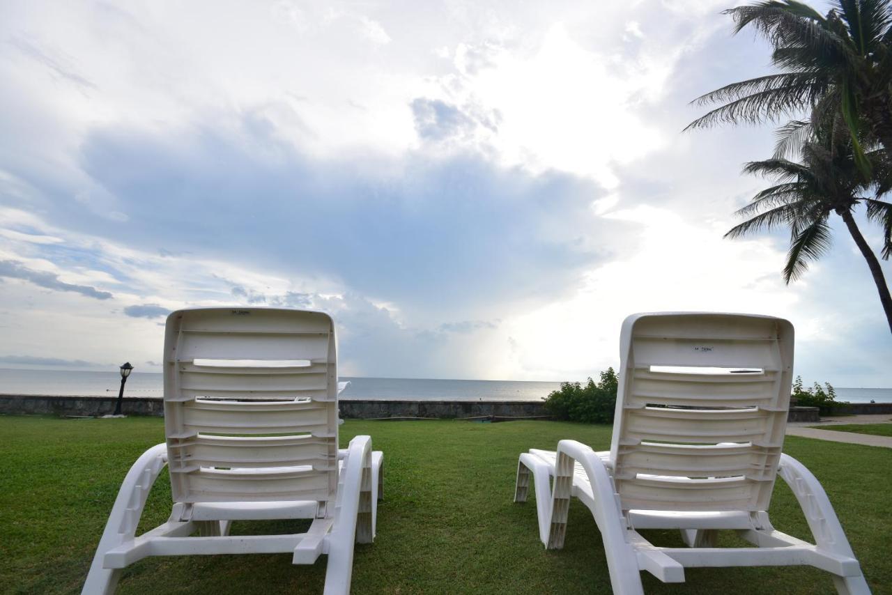 Hua Hin Beachfront Condo Esterno foto